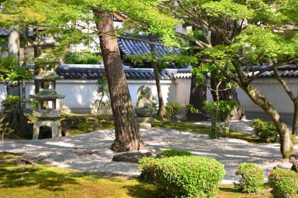 Zen Garden Landscaping in Valencia
