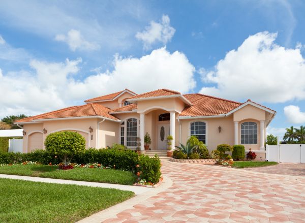 Landscape Curb Appeal Service in Valencia