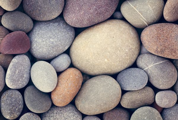 River Stone Delivery in Valencia