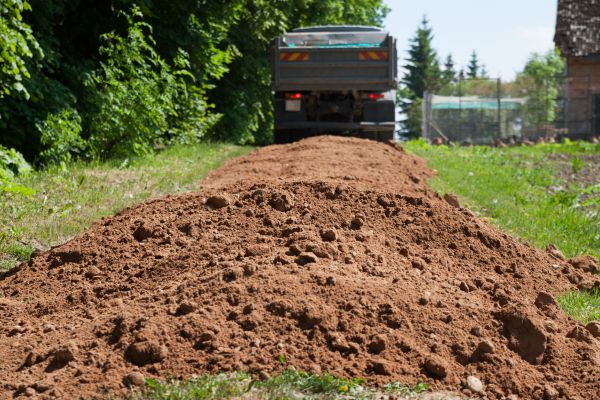 Residential Soil Delivery in Valencia