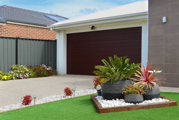 Front Yard Landscaping in Valencia